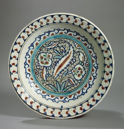 Prato de pasta de pedra, Iznik, Turquia (cerâmica) de Turkish School