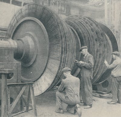 Um rotor de várias pás para uma das turbinas de baixa pressão Queen Marys, 1937 de Unbekannt