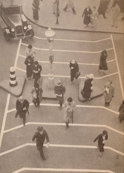 Uma pista de segurança em frente à Estação Charing Cross, c1934, 1935 de Unbekannt