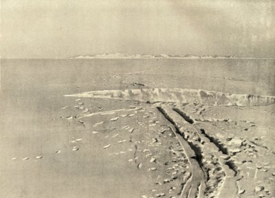 Uma fenda típica na superfície nivelada, c1908, 1909. de Unbekannt
