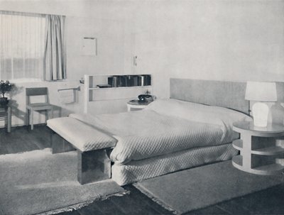 Um quarto em uma casa de campo, por Duncan Miller, Londres, 1936 de Unbekannt
