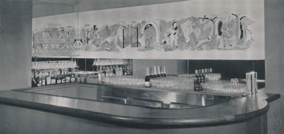 Um mural de bar de coquetel em linóleo esculpido e esmaltado no Berkeley Hotel, Montreal, 1942 de Unbekannt