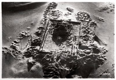 Vista aérea de escavações arqueológicas perto de Saqqara, Egito, 1931 1933 de Unbekannt