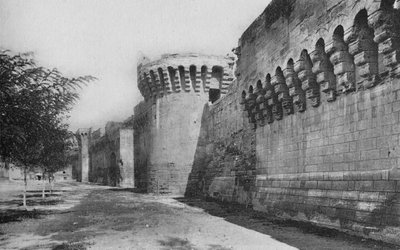 Avignon. - As muralhas XIVe, c1925 de Unbekannt
