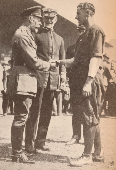 O beisebol, o jogo nacional dos Estados Unidos, foi jogado por tropas americanas na Inglaterra. T de Unbekannt