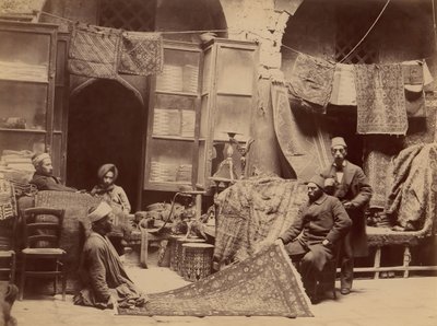 Bazar, comerciantes de tapetes, década de 1870. de Unbekannt