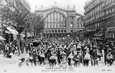Belgas chegando em Paris, 1914 de Unbekannt