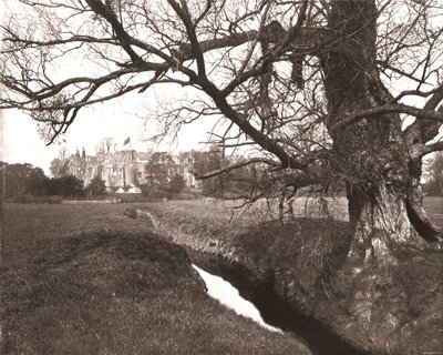 Castelo de Berkeley, Berkeley, Gloucestershire, 1894. de Unbekannt
