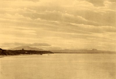 Biarritz - O Chaine des Pyrenees, c1930. de Unbekannt