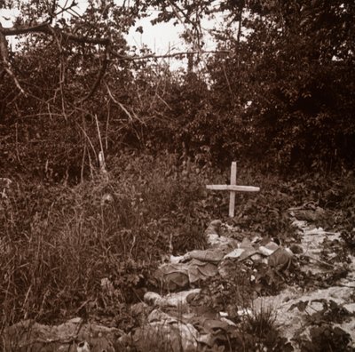 Corpo do soldado alemão, Ablain-Saint-Nazaire, norte da França, c1914-c1918. de Unbekannt