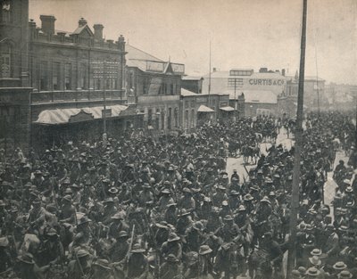 Comando Boer passando pela Segunda Guerra Transvaal de Joanesburgo, c1900. de Unbekannt