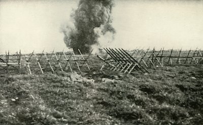Bombardeando as trincheiras alemãs, 1919. de Unbekannt