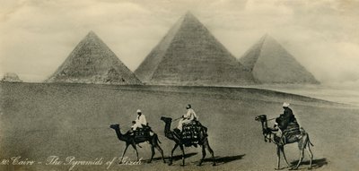 Cairo: As pirâmides de Gizé, c1918-c1939. de Unbekannt