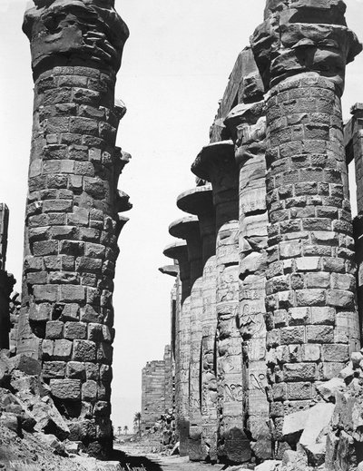Beco central do grande templo de Karnak, Egito, 1878 de Unbekannt