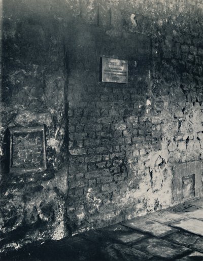 Charterhouse. Portal de comida e porta de uma cela de monges, no claustro, 1925 de Unbekannt