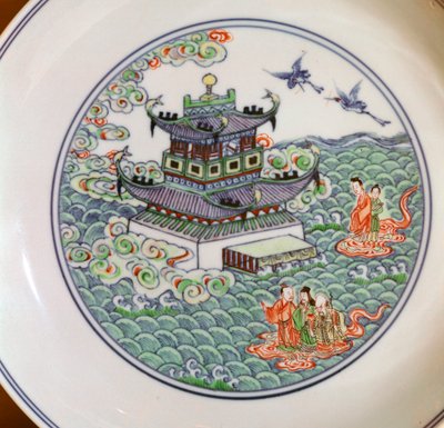 Prato de porcelana chinesa mostrando a tríade taoísta, século XVIII de Unbekannt