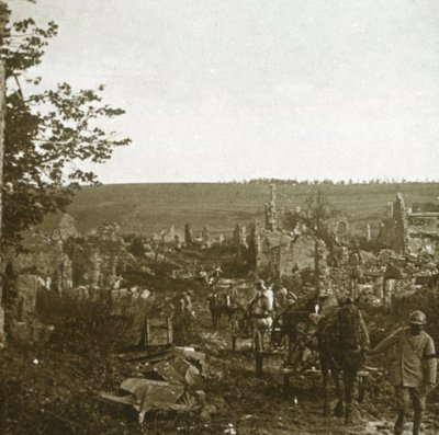 Comboio, Les Éparges, norte da França, c1914-c1918. de Unbekannt
