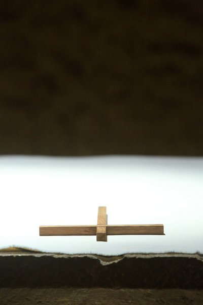 Atravessar num altar. Comunidade de Taize, Taize, França de Unbekannt