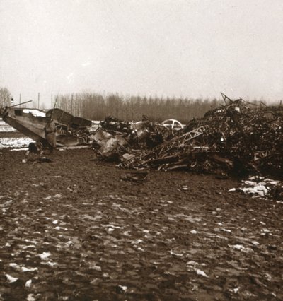 Zepelim destruído, c1914-c1918 de Unbekannt