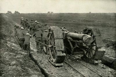 Arrastando as armas para novas posições avançadas, 1919. de Unbekannt