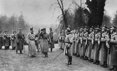 Imperador Karl I da Áustria, visitando Kaiser Wilhelm II na sede do Exército, Primeira Guerra Mundial, 1917 de Unbekannt