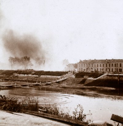 Explosão, Nieuwpoort, Flandres, Bélgica, c1914-c1918 de Unbekannt