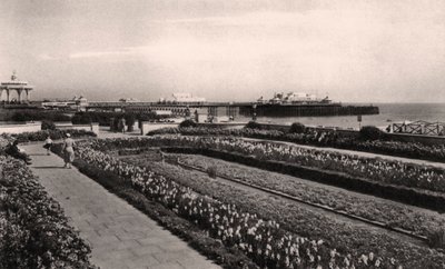Jardins florais e o West Pier, Brighton, Sussex, 1938 de Unbekannt