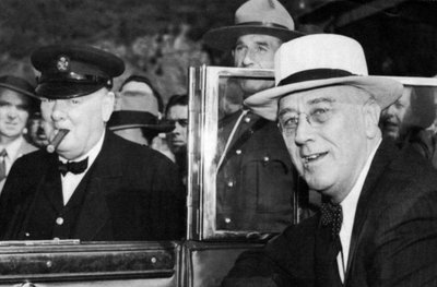 Franklin D Roosevelt e Winston Churchill reunidos em Quebec, Canadá, 1944 de Unbekannt