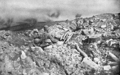 Ataque de artilharia francesa na cordilheira de Eparges, perto de Verdun, França, 2 de agosto de 1915 de Unbekannt