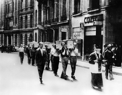Procissão fúnebre dos membros da Resistência Francesa, Paris, 1944 de Unbekannt