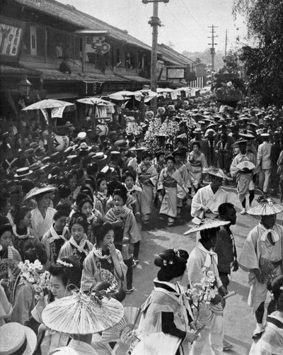 Procissão de gueixas, Jubileu de Yokohama, Japão, 1909 de Unbekannt