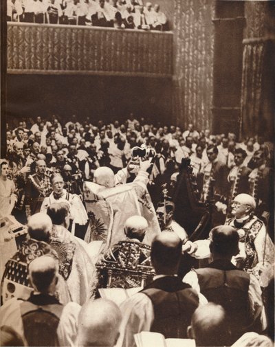 George VI é coroado com St. Edwards Crown no dia de sua coroação, 1937 de Unbekannt