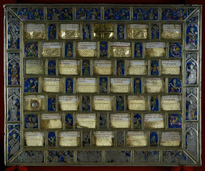 Ourivesaria: estauroteca ou relicário gótico do século XIV sob a forma de jogos de xadrez (xadrez) de Carlos Magno, prata, ouro e e-mail feito em Montpellier. Roncesvalaux. Navarra. Espanha. de Unbekannt