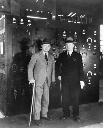 Guglielmo Marconi e David Sarnoff, 1933 de Unbekannt