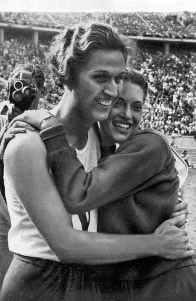 Helen Stephens e Alice Arden, atletas americanas, Jogos Olímpicos de Berlim, 1936 de Unbekannt