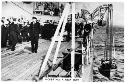 Içando um barco marítimo, HMS Nelson, 1937 de Unbekannt