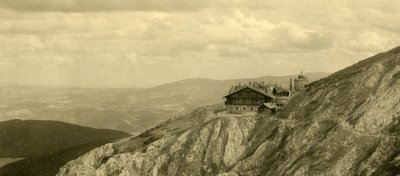 Hotel no Schneeberg, Baixa Áustria, c1935. de Unbekannt