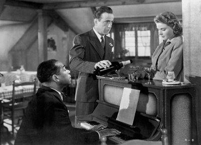 Ingrid Bergman, Humphrey Bogart e Louis Armstrong em Casablanca, 1942 de Unbekannt