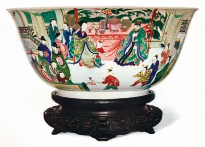 Tigela do período Kangxi Famille Verte com uma cena da corte imperial, chinesa, c1705 de Unbekannt