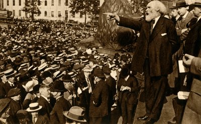 Keir Hardie discursa em Trafalgar Square, Londres, 2 de agosto de 1914, 1933. de Unbekannt