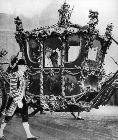 O rei George V e a rainha Mary a caminho da abertura do Parlamento, nos anos 1930 de Unbekannt