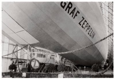 Cerimônia de lançamento do Zeppelin LZ127 Graf Zeppelin, Friedrichshafen, Alemanha, 9 de julho de 1928 1933 de Unbekannt