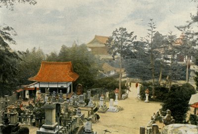 Le Cimetiere Kurodani em Kioto, túmulos de Sculptees, lápides no cemitério de Kurodani, Kyoto, 1900. de Unbekannt