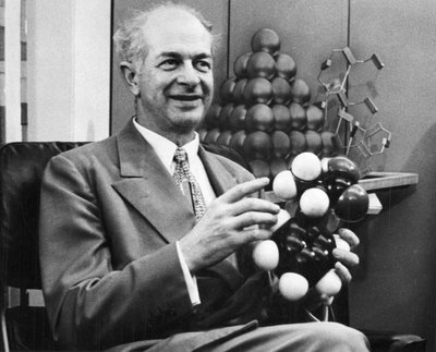 Linus Pauling, químico americano, c1954 de Unbekannt