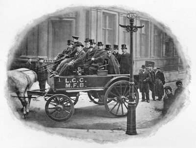 Comitê do Corpo de Bombeiros do Conselho do Condado de Londres a partir de uma inspeção, c1903 1903 de Unbekannt