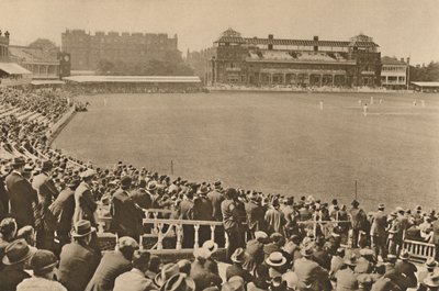 Olhando para o pavilhão do monte em senhores mundialmente famosos, c1935. de Unbekannt