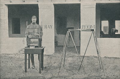 Battersby principal usando o aparelho de localização, c1890, 1910 de Unbekannt