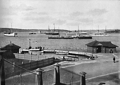 Man o War Stairs e Farm Cove, c1900. de Unbekannt