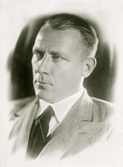 Mikhail Bulgakov, autor russo, década de 1930. de Unbekannt