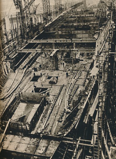 Mais de 1.000 pés de comprimento. Concha da rainha Maria nos primeiros dias de construção, 1930-1934, 1936 de Unbekannt